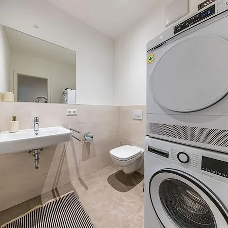 Stylisches Zentrales City-apartment Mit 2 Balkonen * 라이프치히