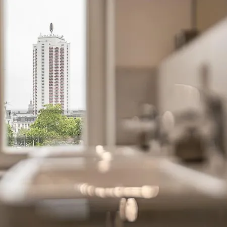 Apartamento Stylisches Zentrales City-apartment Mit 2 Balkonen Leipzig