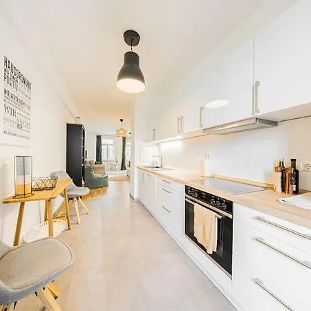 Apartamento Stylisches Zentrales City-apartment Mit 2 Balkonen Leipzig