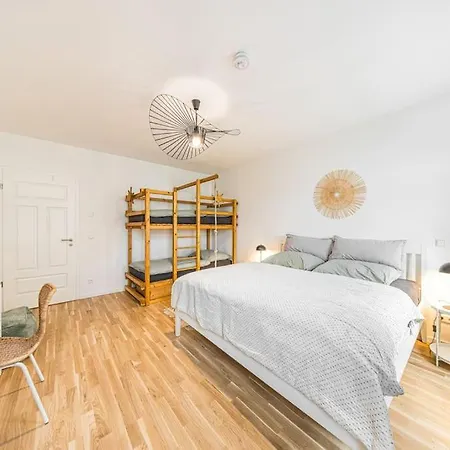 Apartment Stylisches Zentrales City-apartment Mit 2 Balkonen Leipzig