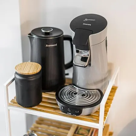 Stylisches Zentrales City-apartment Mit 2 Balkonen * Leipzig