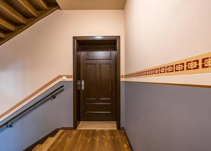 Stylisches Zentrales City-apartment Mit 2 Balkonen Apartamento *